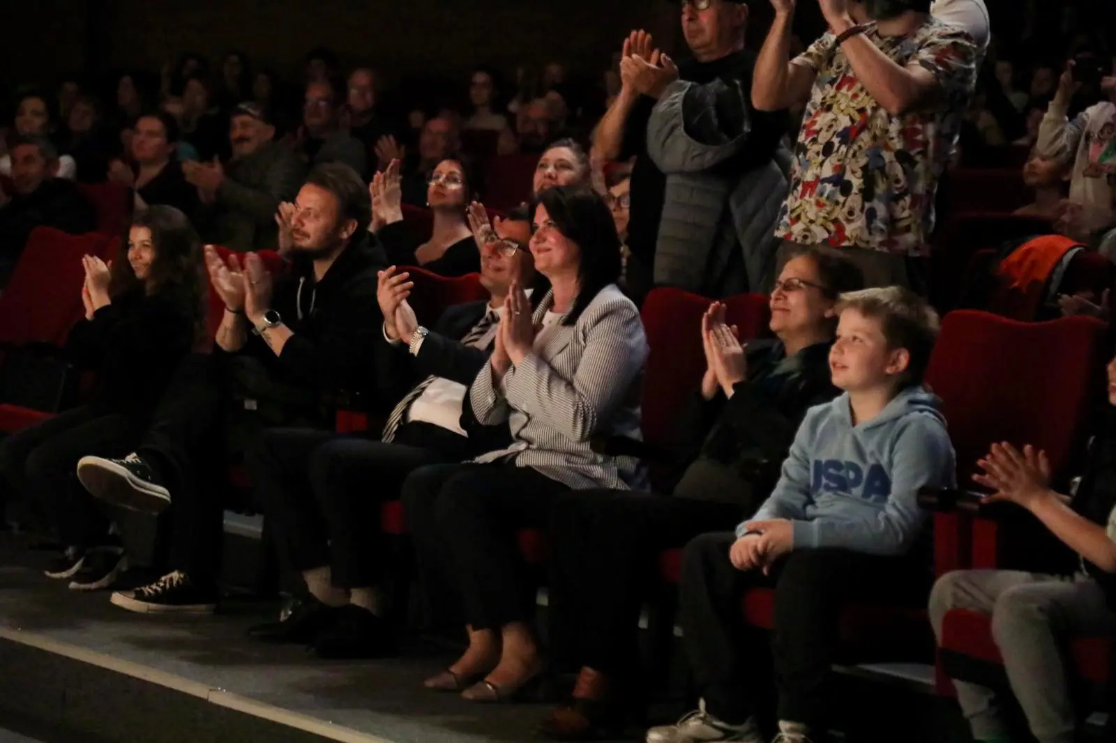 “SÜPER BABAANNE” BÜYÜK BEĞENİ TOPLADI galeri görseli